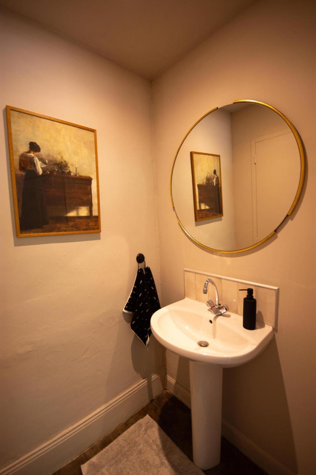 הוילה Viré Beautiful, Historic Manoir In Semi-Rural Setting מראה חיצוני תמונה